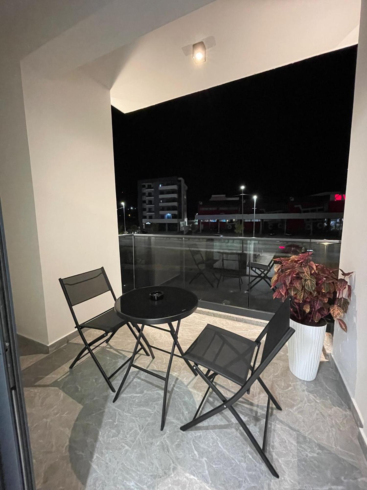Hotel Maraj Ulcinj Zewnętrze zdjęcie